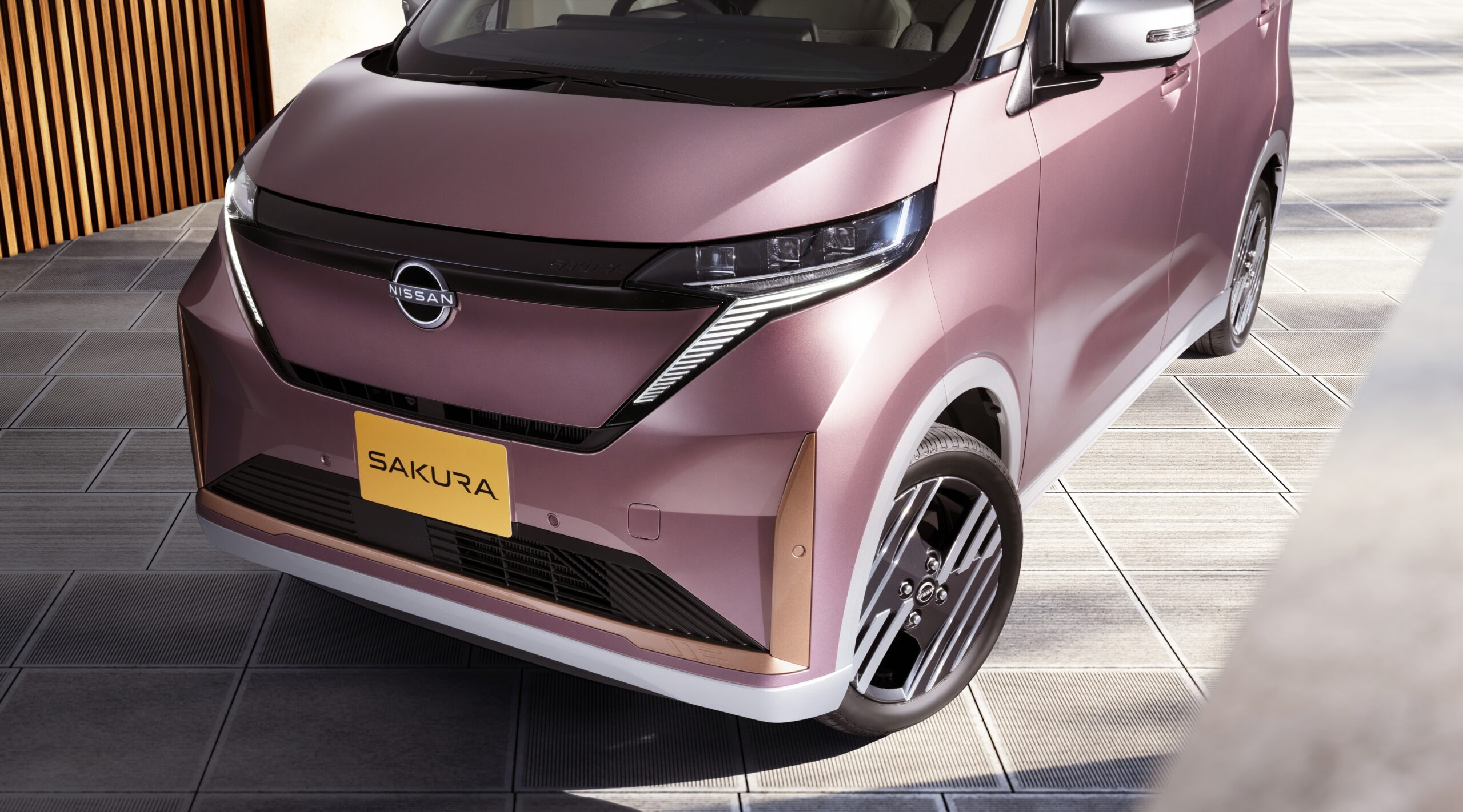日産の軽自動車EV「サクラ」マイナーチェンジ！リーフ／アリアが補助金